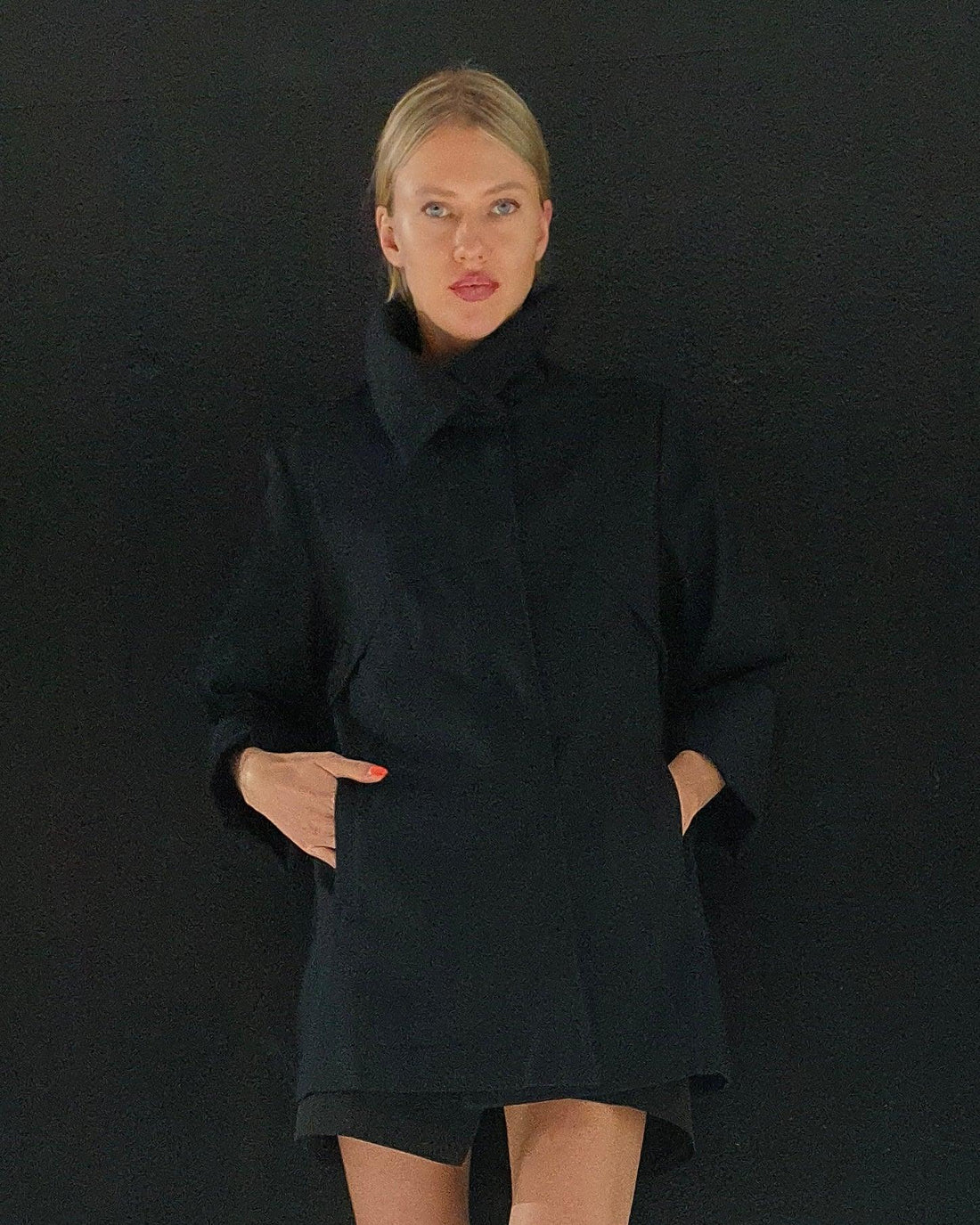 Black AUDREY Jacket - Urbahia